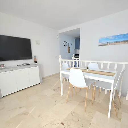 Caleta Apartment *